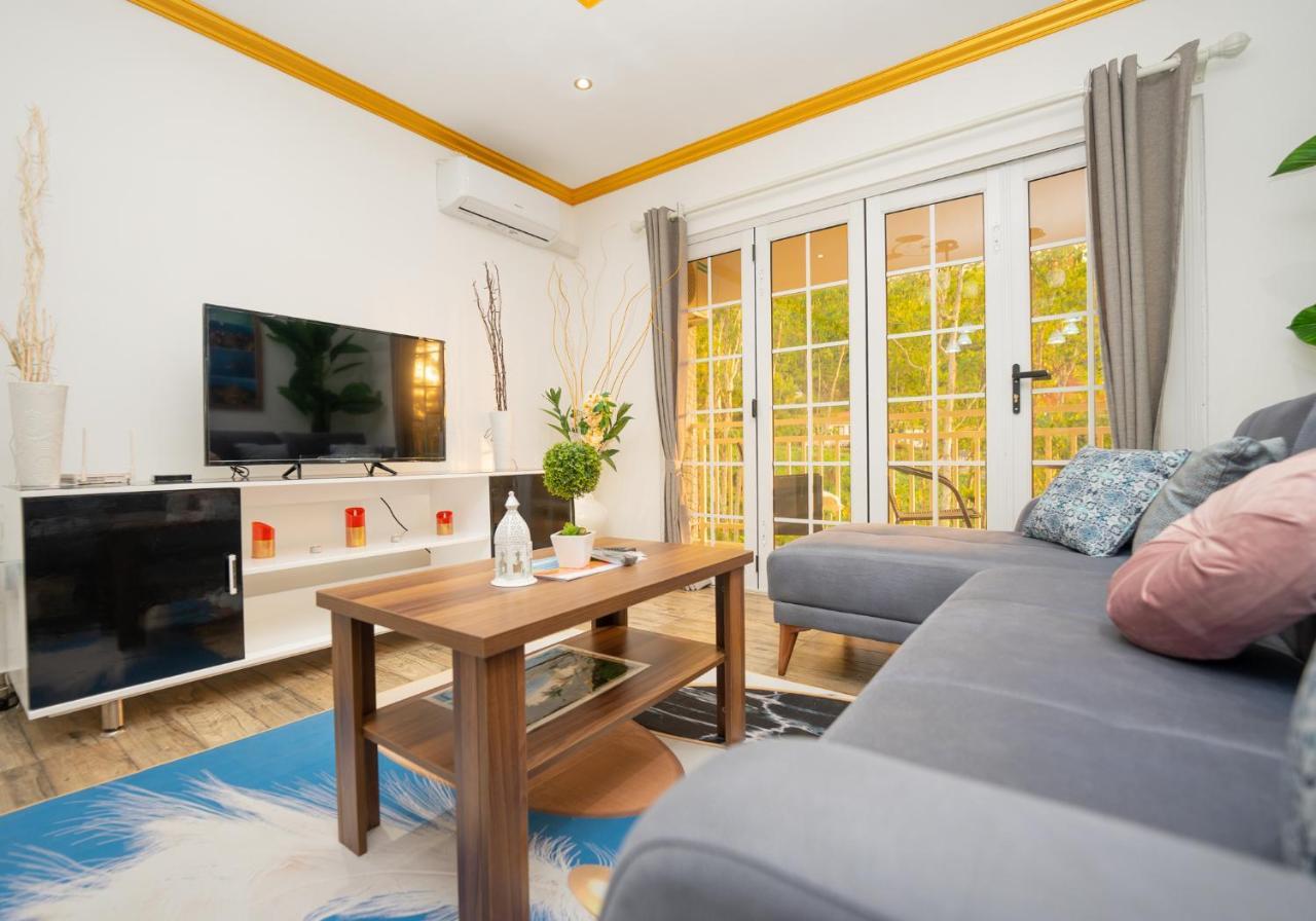 Paradise Breeze Apartment Misere Exterior foto