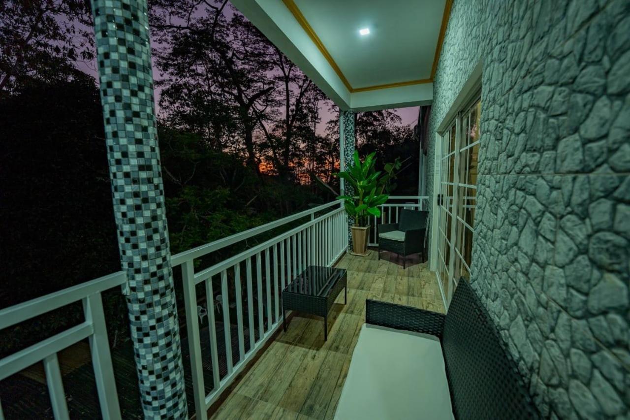 Paradise Breeze Apartment Misere Exterior foto